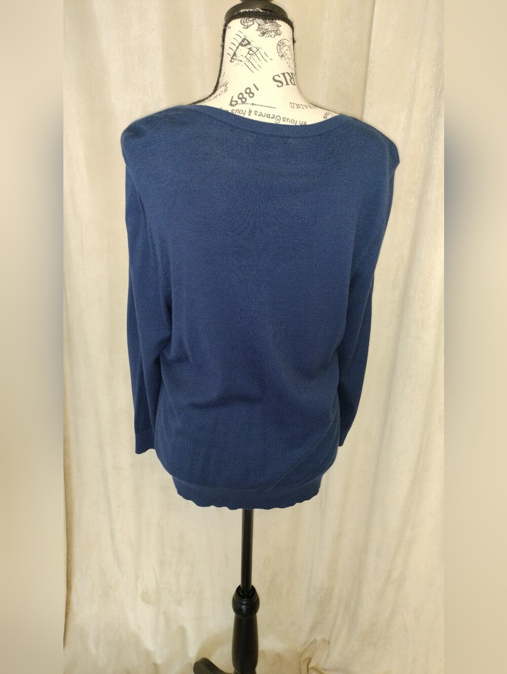 EUC! Halogen Women's Navy Blue Button Front Cardigan 3/4 Sleeves. Size XL - Picture 5 of 8